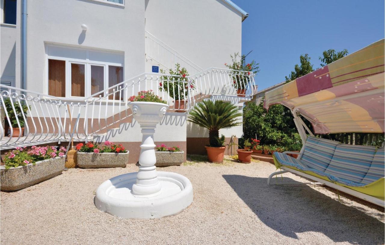 Gorgeous Apartment In Marina With Wifi Экстерьер фото