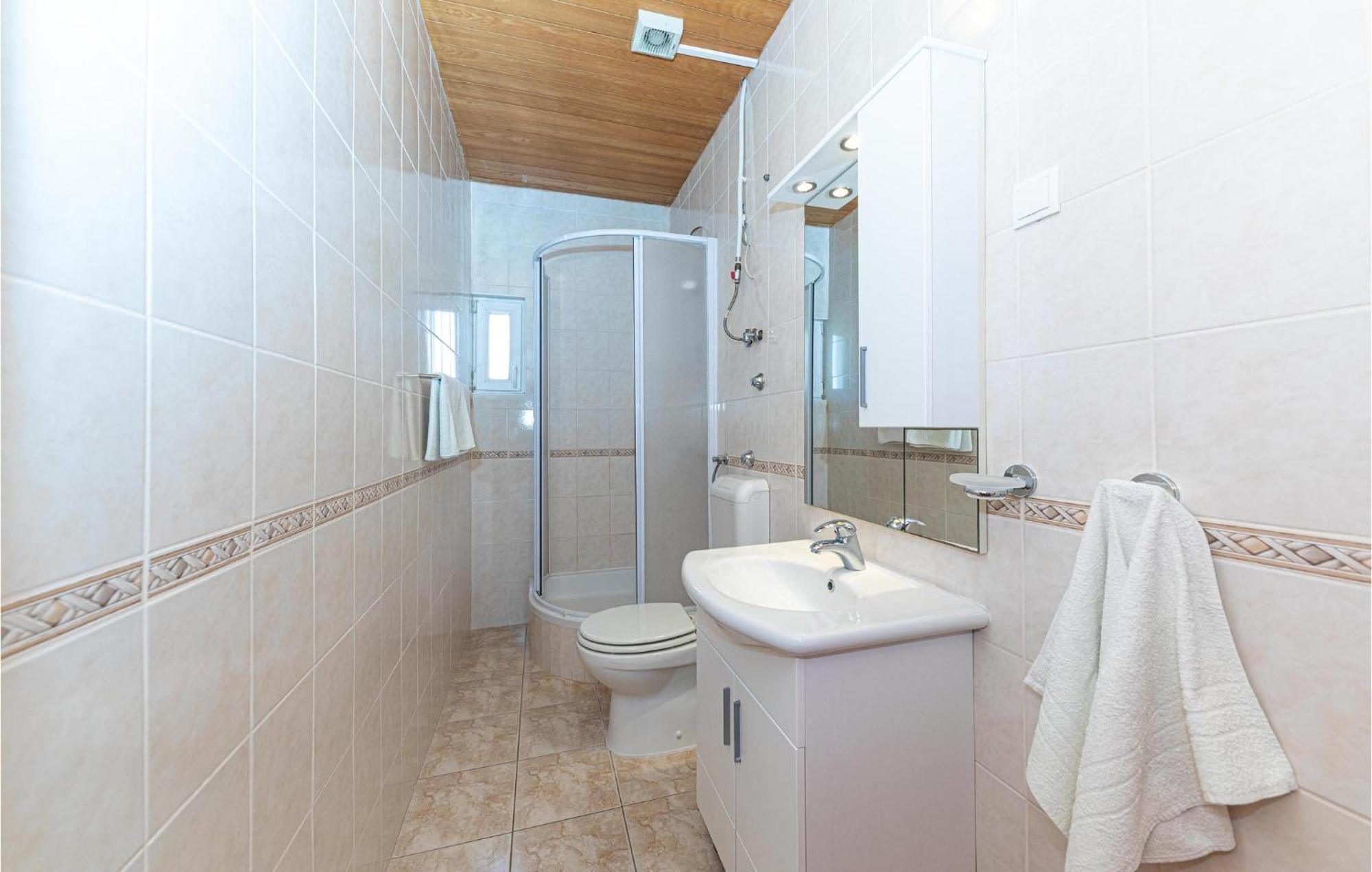 Gorgeous Apartment In Marina With Wifi Экстерьер фото